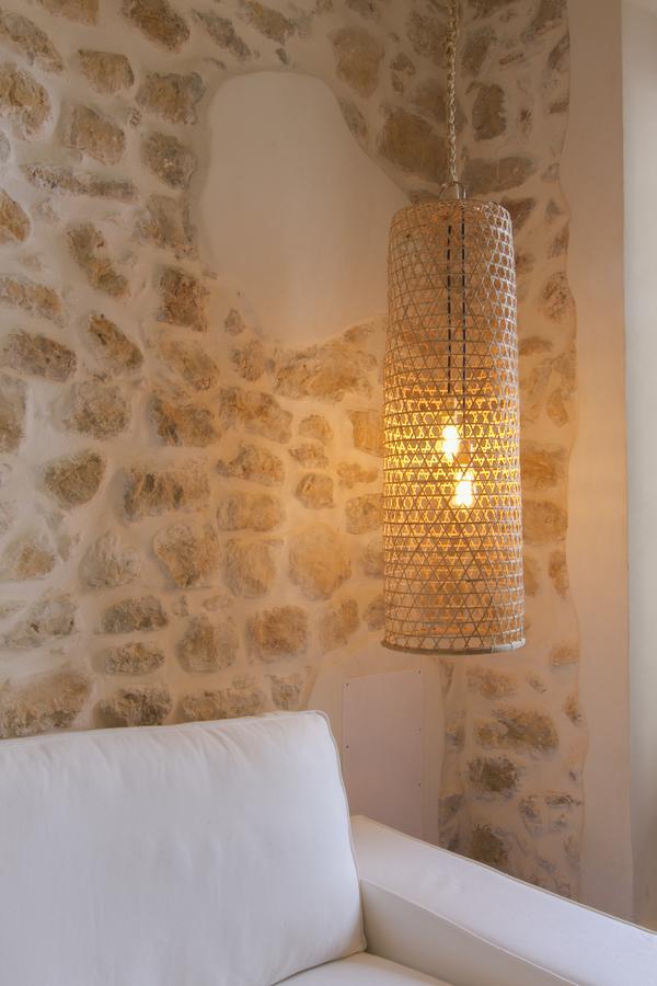 Home Hotel The Pink Pepper Tree Lloseta Exterior foto